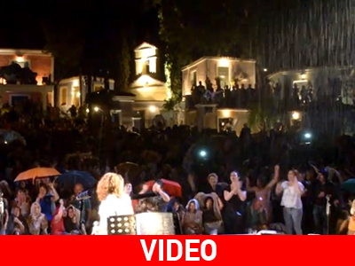 Πρωτοψάλτη – Αρβανιτάκη: Συναυλία υπό βροχή στην Πάτρα